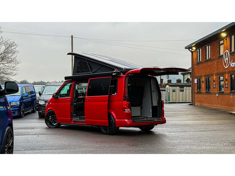 Volkswagen VW VOLKSWAGEN TRANSPORTER T6.1 2.0 BiTDI T32 HIGHLINE KOMBI 204 DSG 4Motion LWB