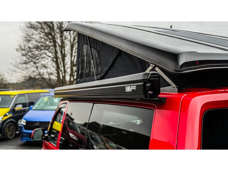 Volkswagen VW VOLKSWAGEN TRANSPORTER T6.1 2.0 BiTDI T32 HIGHLINE KOMBI 204 DSG 4Motion LWB