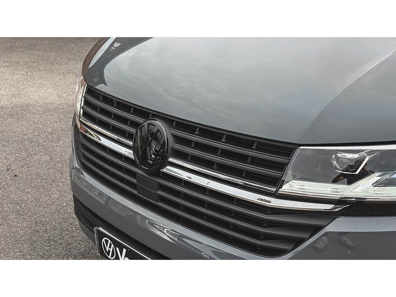 Volkswagen T30 Panel Van Highline LWB 150PS 2.0 TDI DSG