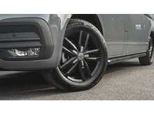 Volkswagen T30 Panel Van Highline LWB 150PS 2.0 TDI DSG