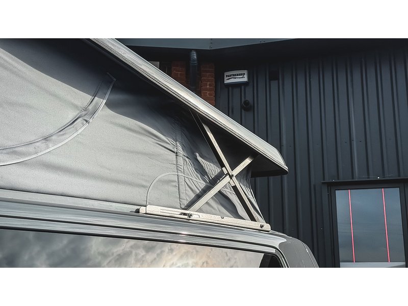Volkswagen T30 Panel Van Highline LWB 150PS 2.0 TDI DSG