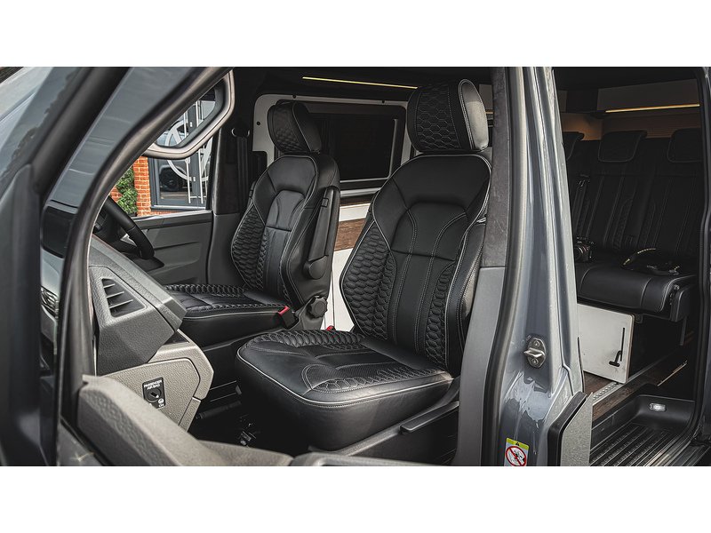 Volkswagen T30 Panel Van Highline LWB 150PS 2.0 TDI DSG