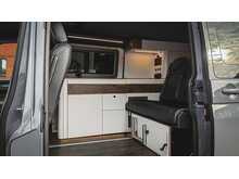 Volkswagen T30 Panel Van Highline LWB 150PS 2.0 TDI DSG
