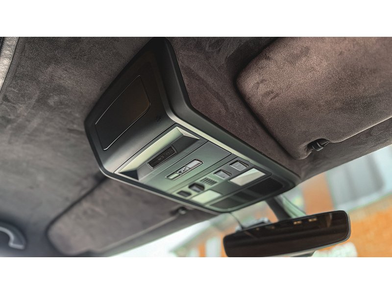 Volkswagen T30 Panel Van Highline LWB 150PS 2.0 TDI DSG