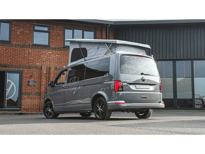 Volkswagen T30 Panel Van Highline LWB 150PS 2.0 TDI DSG