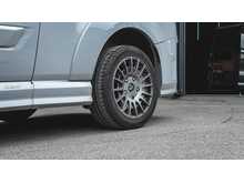 Ford 320 EcoBlue Limited Combi Van 2.0 Automatic Diesel
