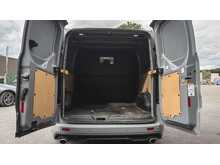 Ford 320 EcoBlue Limited Combi Van 2.0 Automatic Diesel