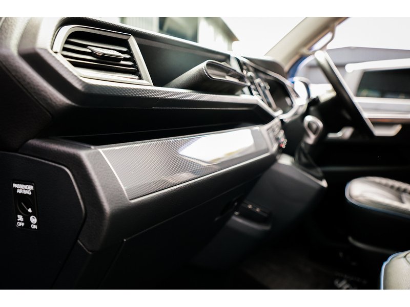 Volkswagen T32 Kombi Highline LWB 204PS 2.0 TDI DSG
