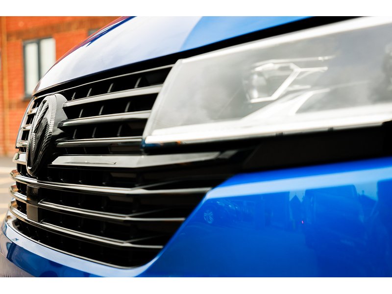Volkswagen T32 Kombi Highline LWB 204PS 2.0 TDI DSG