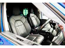 Volkswagen T32 Kombi Highline LWB 204PS 2.0 TDI DSG