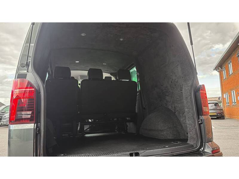 Volkswagen 2.0 TDI T32 Highline Kombi Double Cab 5dr Diesel DSG FWD SWB Euro 6 (s/s) (150 ps)