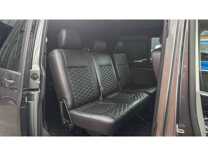 Volkswagen 2.0 TDI T32 Highline Kombi Double Cab 5dr Diesel DSG FWD SWB Euro 6 (s/s) (150 ps)