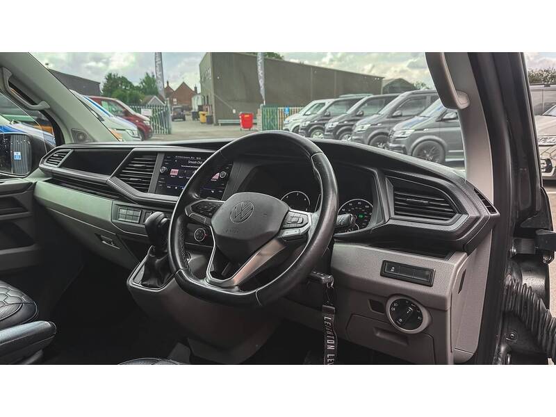 Volkswagen 2.0 TDI T32 Highline Kombi Double Cab 5dr Diesel DSG FWD SWB Euro 6 (s/s) (150 ps)