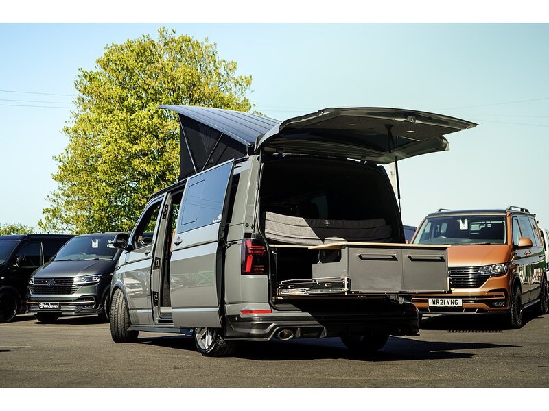 Volkswagen 2.0 BiTDI T32 Highline Kombi Double Cab 5dr Diesel DSG FWD SWB Euro 6 (s/s) (204 ps)