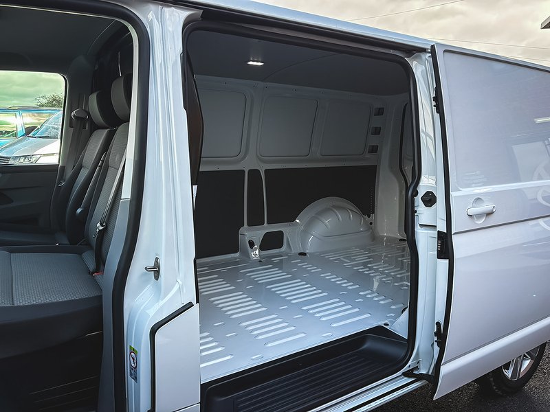 Volkswagen T30 Panel Van Highline SWB 204 PS TDI DSG Panel Van 2.0 DSG Diesel