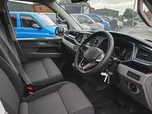 Volkswagen 2.0 TDI T30 Highline Panel Van 5dr Diesel DSG FWD SWB Euro 6 (s/s) (150 ps)