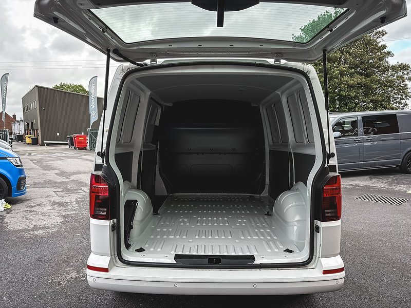 Volkswagen 2.0 TDI T30 Highline Panel Van 5dr Diesel DSG FWD SWB Euro 6 (s/s) (150 ps)