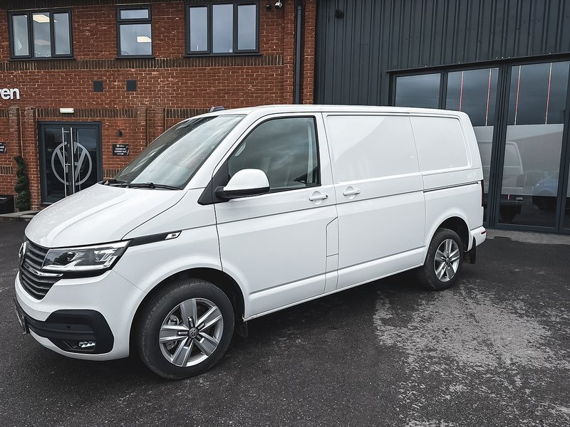 Volkswagen 2.0 BiTDI T32 Highline Panel Van 5dr Diesel DSG FWD SWB Euro 6 (s/s) (199 ps)