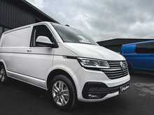Volkswagen 2.0 BiTDI T32 Highline Panel Van 5dr Diesel DSG FWD SWB Euro 6 (s/s) (199 ps)