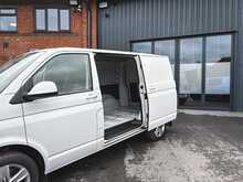 Volkswagen 2.0 BiTDI T32 Highline Panel Van 5dr Diesel DSG FWD SWB Euro 6 (s/s) (199 ps)
