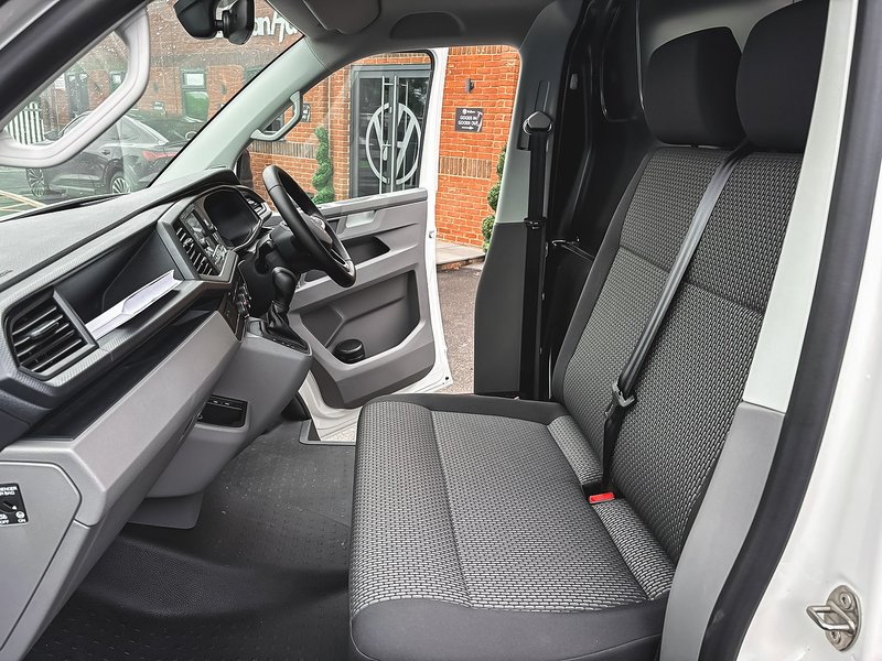 Volkswagen 2.0 BiTDI T32 Highline Panel Van 5dr Diesel DSG FWD SWB Euro 6 (s/s) (199 ps)