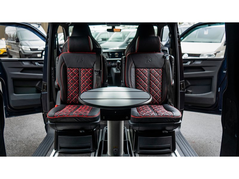 Volkswagen 2.0 BiTDI T32 Highline Panel Van 5dr Diesel DSG 4Motion LWB Euro 6 (s/s) (199 ps)