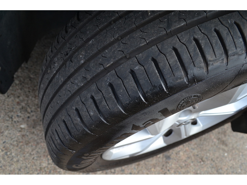 Nissan 1.0 DIG-T N-Connecta SUV 5dr Petrol Manual Euro 6 (s/s) (114 ps)