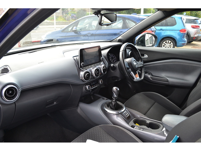 Nissan 1.0 DIG-T N-Connecta SUV 5dr Petrol Manual Euro 6 (s/s) (114 ps)