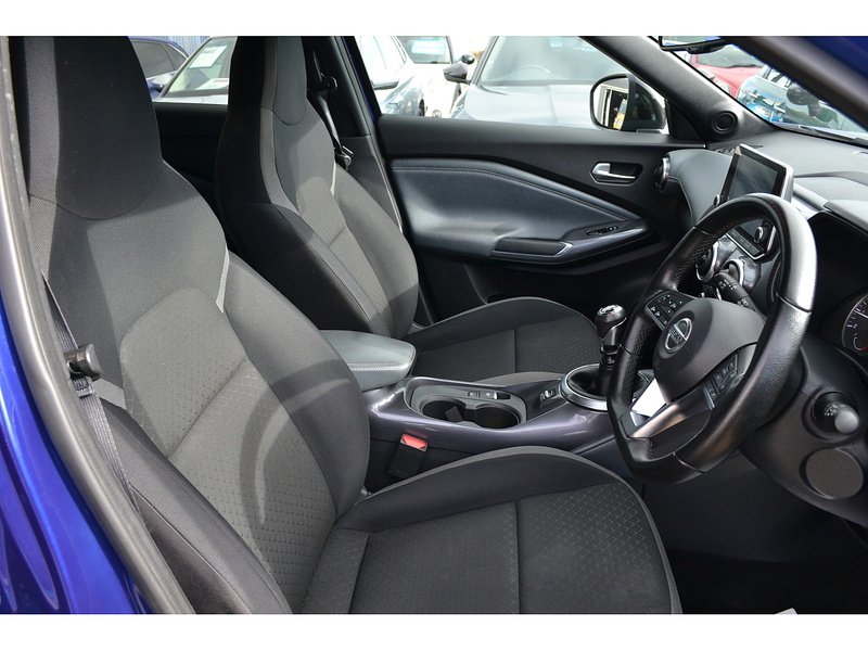 Nissan 1.0 DIG-T N-Connecta SUV 5dr Petrol Manual Euro 6 (s/s) (114 ps)