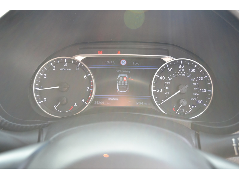 Nissan 1.0 DIG-T N-Connecta SUV 5dr Petrol Manual Euro 6 (s/s) (114 ps)