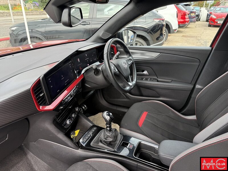 Vauxhall 1.2 Turbo SRi Premium SUV 5dr Petrol Manual Euro 6 (s/s) (130 ps)