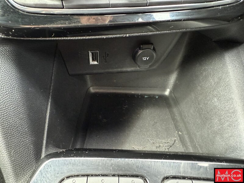 Vauxhall 1.2 Turbo SRi Premium SUV 5dr Petrol Manual Euro 6 (s/s) (130 ps)