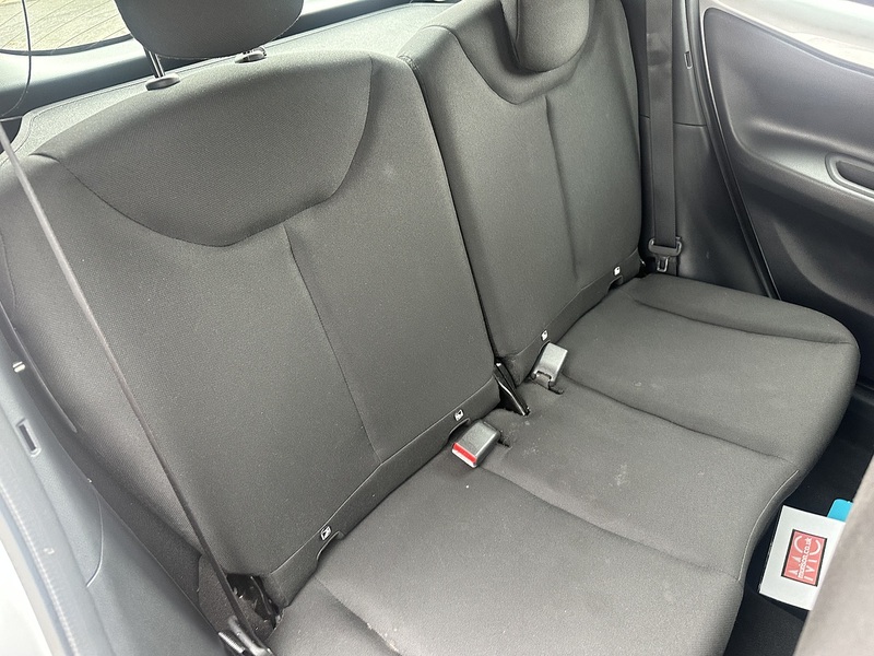 Toyota 1.0 VVT-i Pure Hatchback 5dr Petrol Manual Euro 6 (s/s) (72 ps)