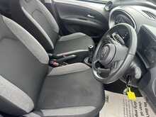 Toyota Aygo X VVT-i Pure 