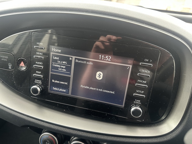 Toyota 1.0 VVT-i Pure Hatchback 5dr Petrol Manual Euro 6 (s/s) (72 ps)