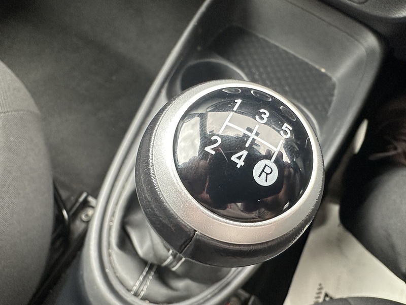 Toyota 1.0 VVT-i Pure Hatchback 5dr Petrol Manual Euro 6 (s/s) (72 ps)