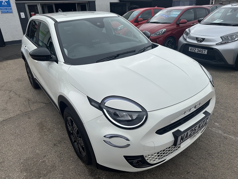 Fiat 1.2 MHEV SUV 5dr Petrol Hybrid e-DCT Euro 6 (s/s) (100 ps)