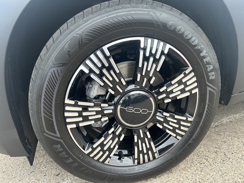 Fiat 1.2 MHEV SUV 5dr Petrol Hybrid e-DCT Euro 6 (s/s) (100 ps)