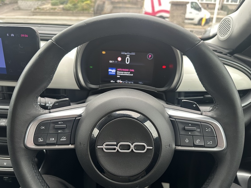 Fiat 1.2 MHEV SUV 5dr Petrol Hybrid e-DCT Euro 6 (s/s) (100 ps)