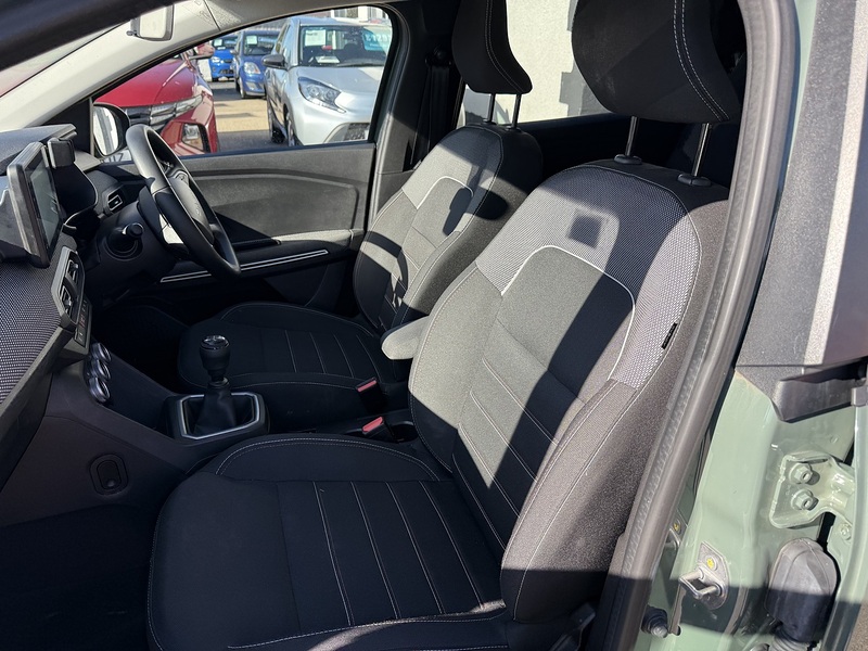 Dacia 1.0 TCe Extreme SE MPV 5dr Petrol Manual Euro 6 (s/s) (110 ps)