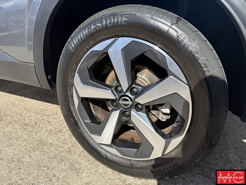 Nissan 1.3 DIG-T MHEV N-Connecta SUV 5dr Petrol Hybrid Manual Euro 6 (s/s) (140 ps)