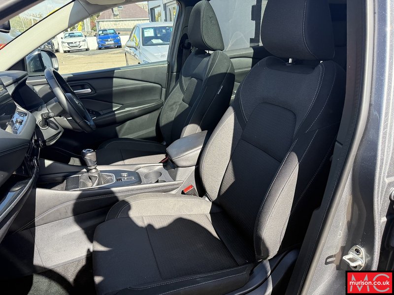 Nissan 1.3 DIG-T MHEV N-Connecta SUV 5dr Petrol Hybrid Manual Euro 6 (s/s) (140 ps)