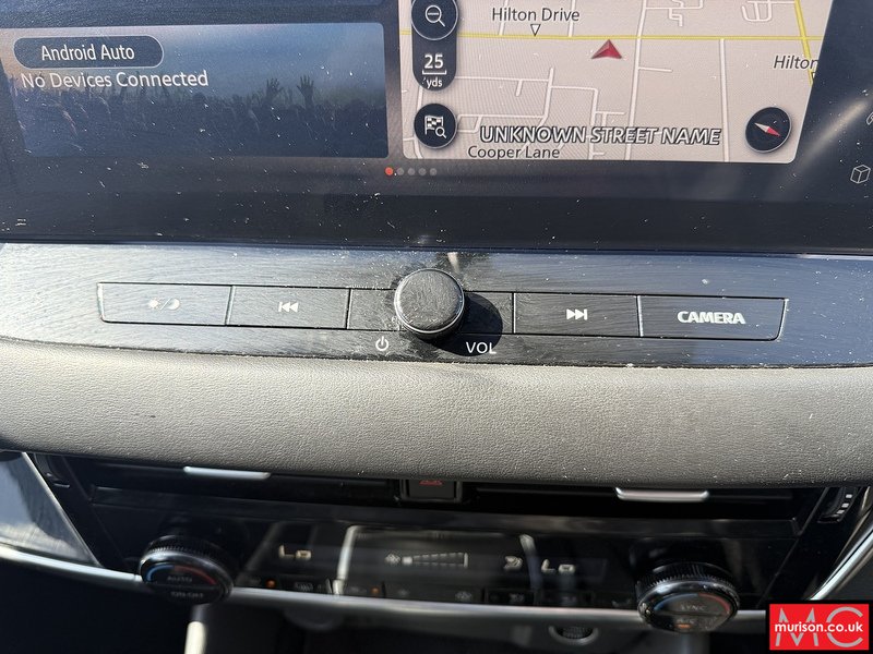 Nissan 1.3 DIG-T MHEV N-Connecta SUV 5dr Petrol Hybrid Manual Euro 6 (s/s) (140 ps)