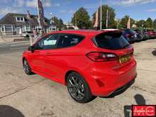 Ford Fiesta T EcoBoost MHEV ST-Line 