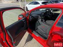 Ford Fiesta T EcoBoost MHEV ST-Line 