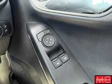 Ford Fiesta T EcoBoost MHEV ST-Line 