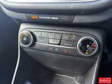 Ford Fiesta T EcoBoost MHEV ST-Line Vignale