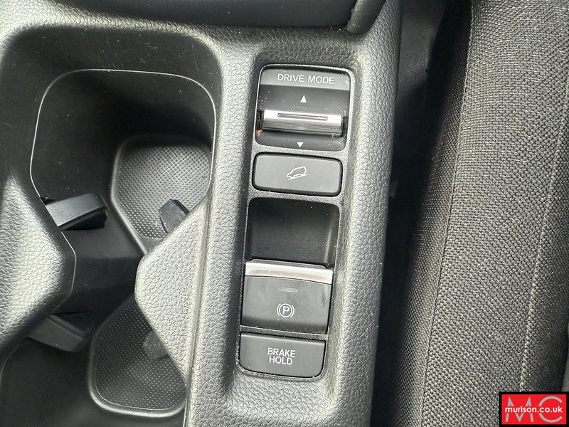 Honda 1.5 h i-MMD Elegance SUV 5dr Petrol Hybrid CVT Euro 6 (s/s) (131 ps)