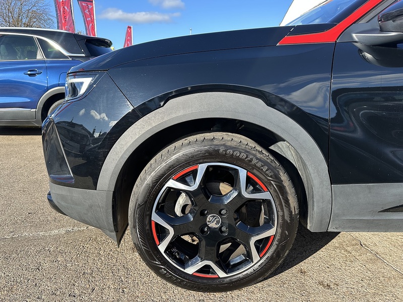 Vauxhall 1.2 Turbo GS SUV 5dr Petrol Manual Euro 6 (s/s) (136 ps)
