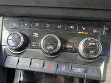 Skoda Karoq TSI SE L 